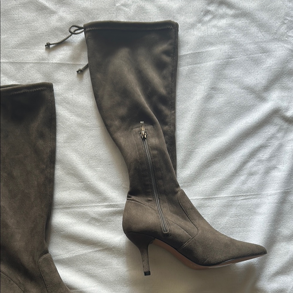 NWOT Vince Camuto Grey/Brown Heeled Boots with Pointed Toe - Picture 4 of 8